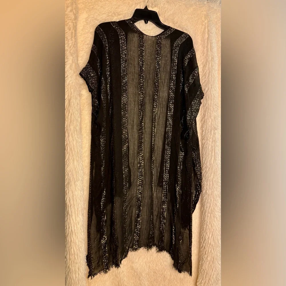 ✨ Lightweight Black & Gold Sheer Kimono Cardigan - Picture 2 of 3